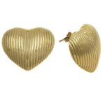 Σκουλαρίκια